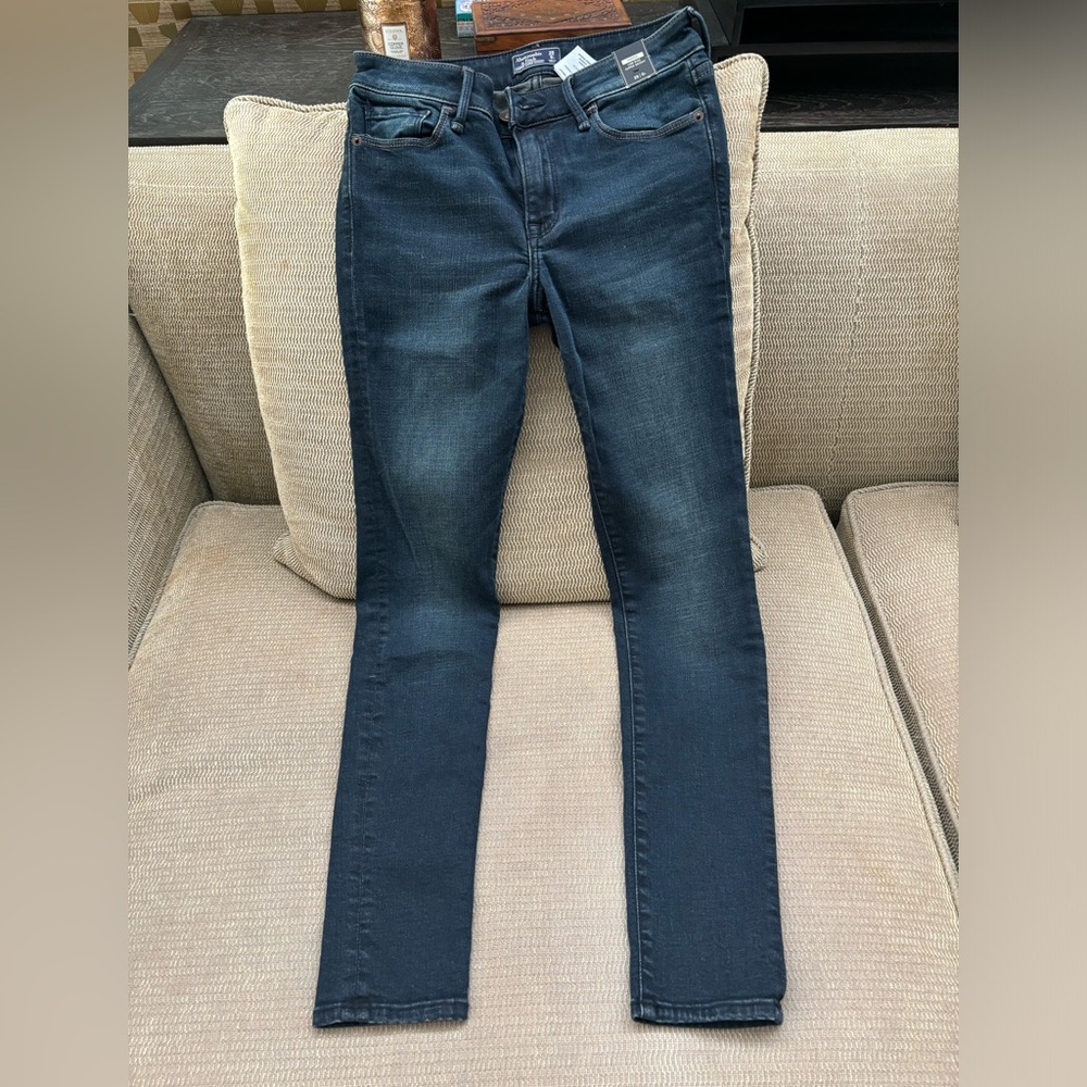 NWT Abercrombie & Fitch Harper Low Rise Super Skinny Jeans 0S 25